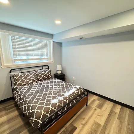 Modern Apartment In Dc 2-Bedroom